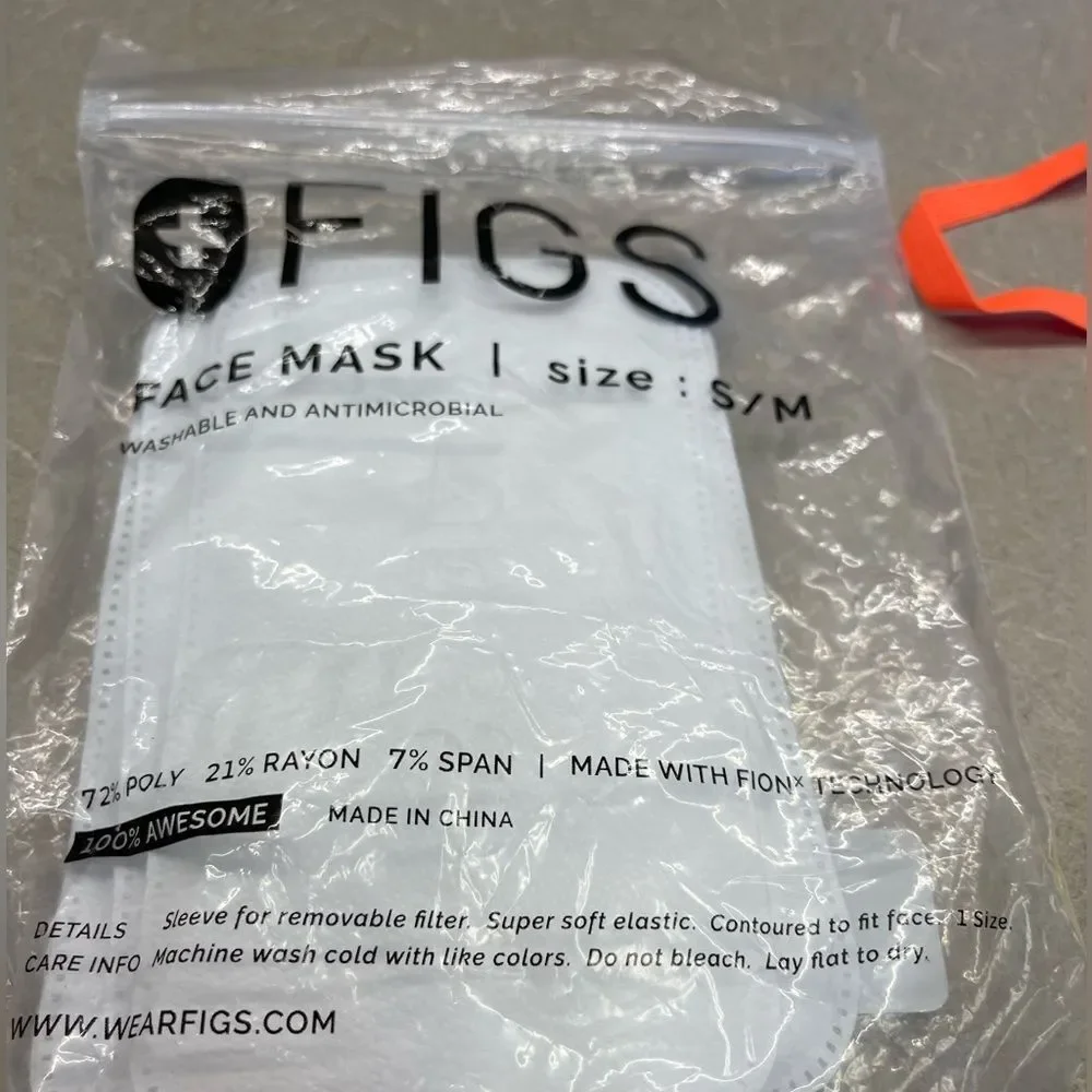 Women’s Figs masks